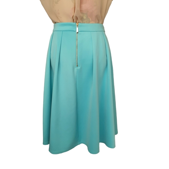 Paper Scissors Pleated Skirt Size 10 - Picture 2 of 8